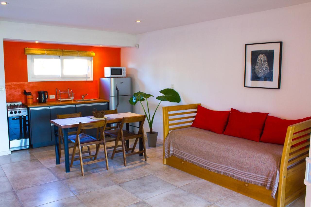Ananda Apart Tandil - Dptos En Alquiler Temporario エクステリア 写真
